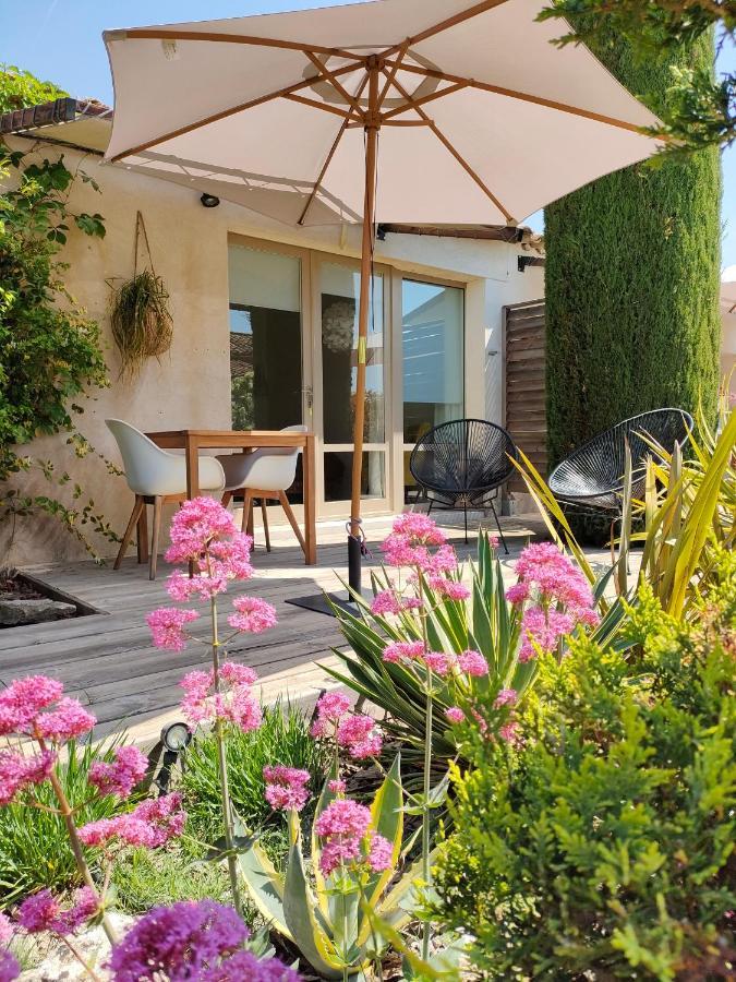 Cabrières-dʼAvignon Villa Cabrida المظهر الخارجي الصورة