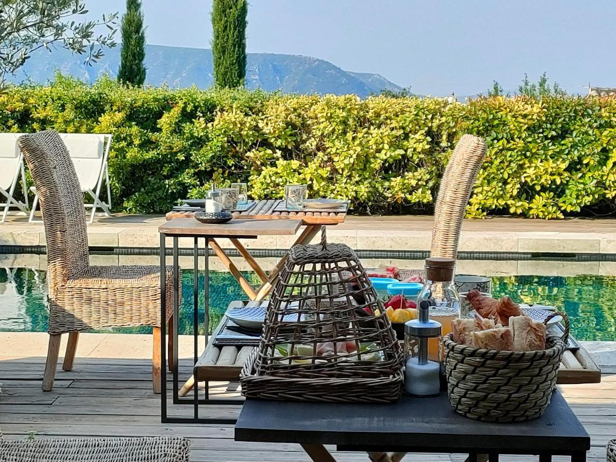 Cabrières-dʼAvignon Villa Cabrida المظهر الخارجي الصورة