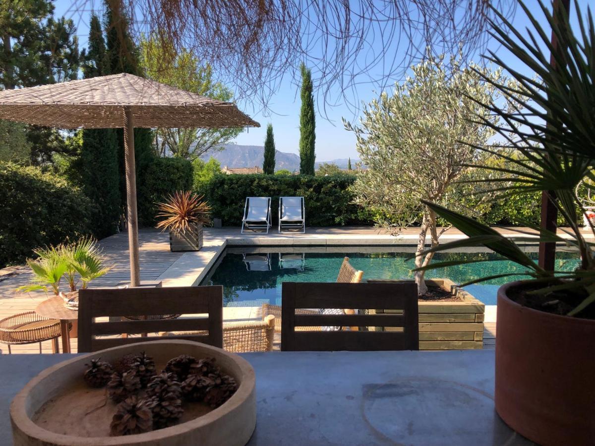 Cabrières-dʼAvignon Villa Cabrida المظهر الخارجي الصورة